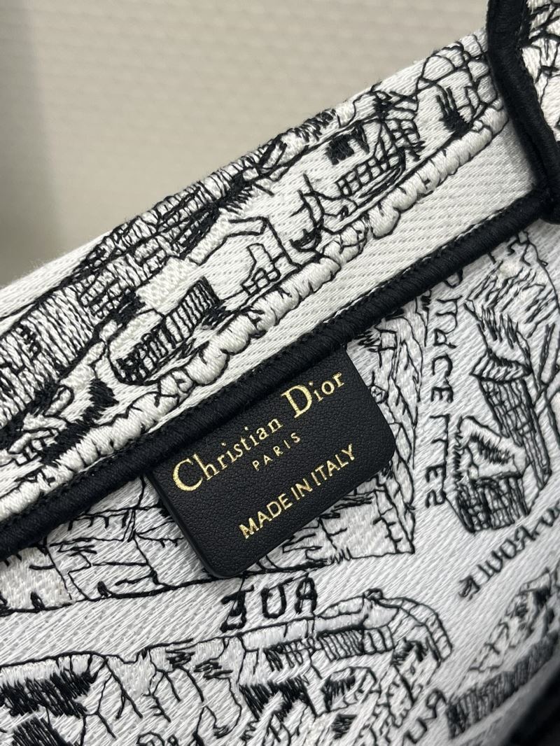 Christian Dior Shopping Bags